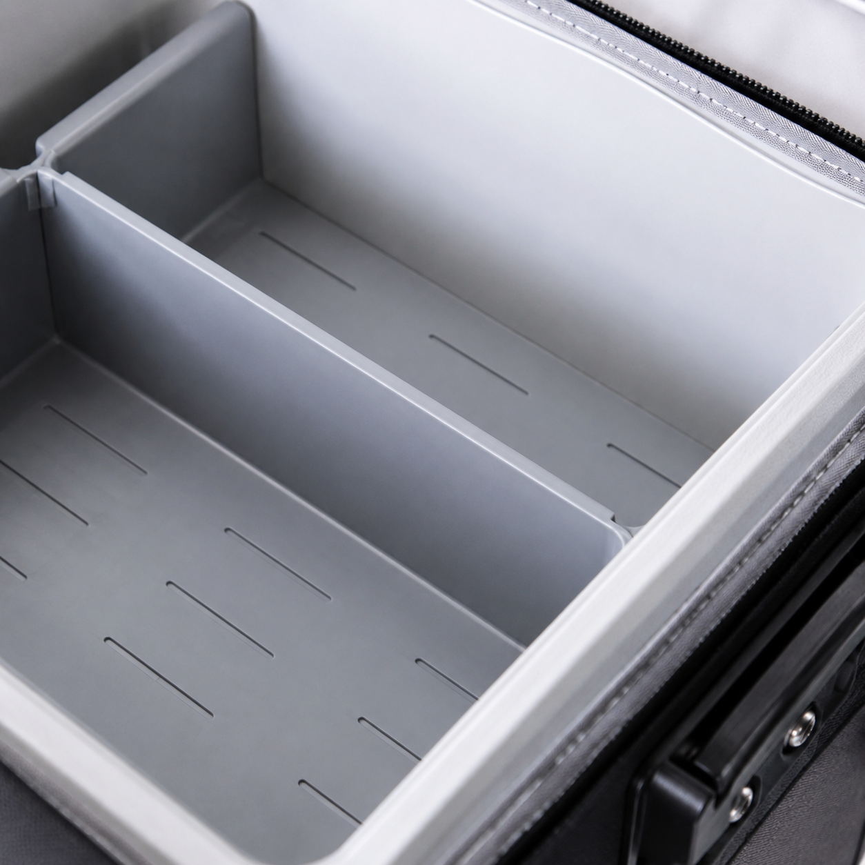 Cooler Divider & Tray insulation and build detail